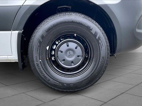 New 2025 Mercedes-Benz Sprinter 2500 image 16