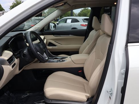 Used 2025 INFINITI QX60 Sensory w/ Vision Package AWD/4WD image 9