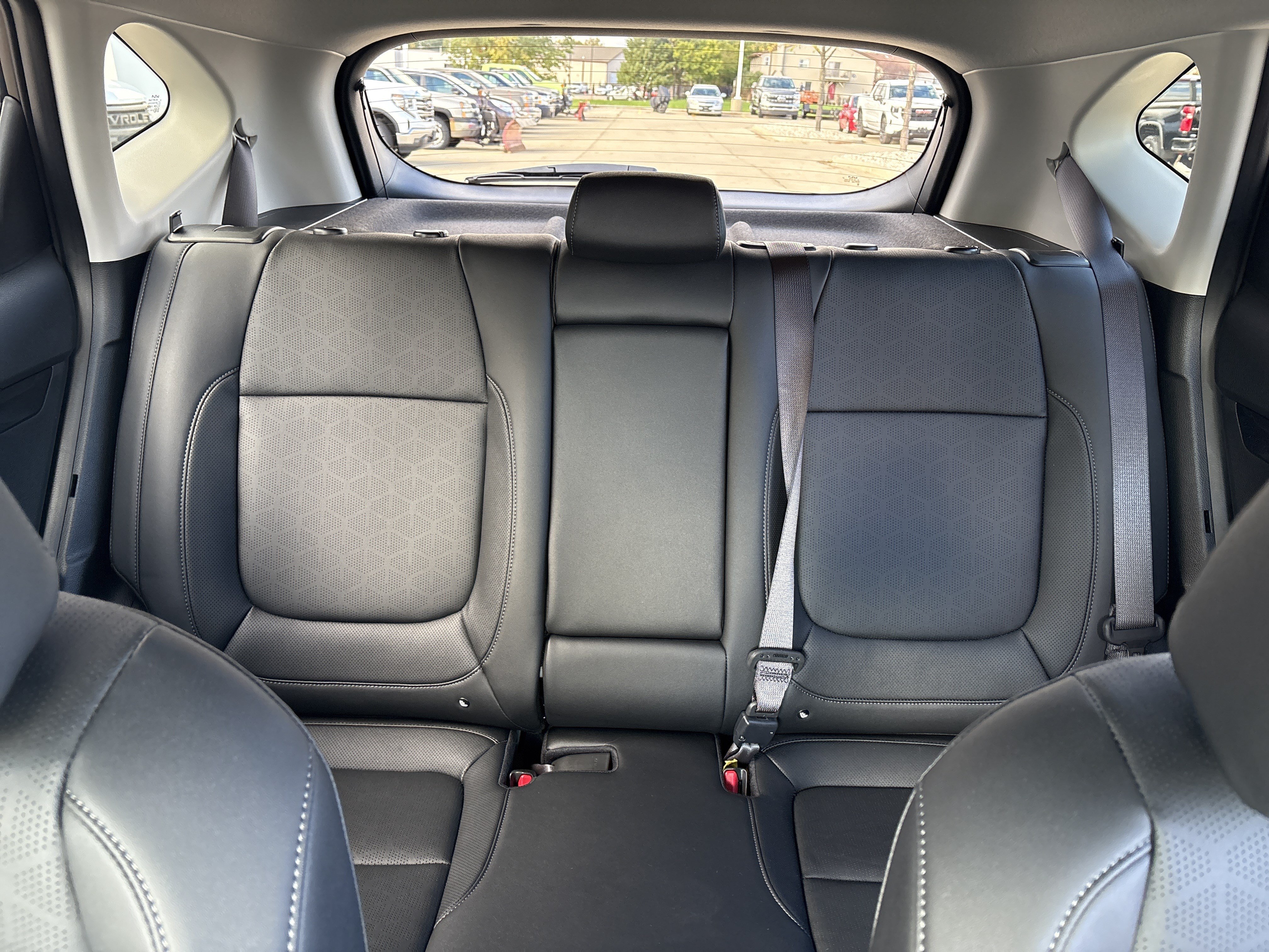 Used 2026 Kia Seltos EX AWD/4WD image 16