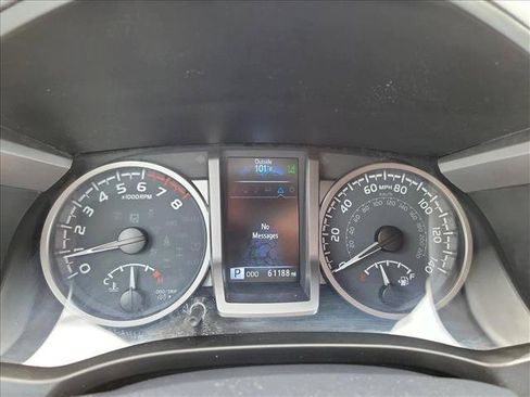 Used 2022 Toyota Tacoma Limited RWD image 19