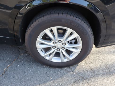 Used 2025 Cadillac XT6 Luxury image 42