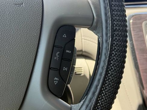 Used 2017 Buick Enclave Leather FWD image 23