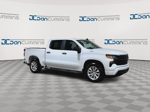 Used 2024 Chevrolet Silverado 1500 Custom AWD/4WD image 3