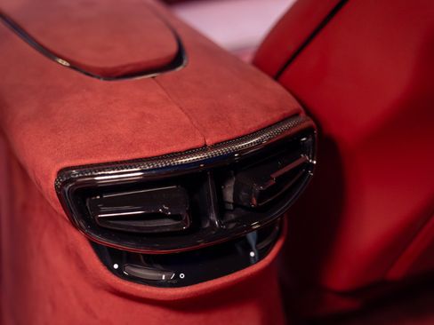 Used 2025 Ferrari Purosangue AWD/4WD image 59
