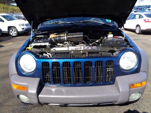 Used 2003 Jeep Liberty Sport RWD image 22