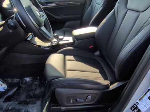 Certified 2024 BMW X3 M40i w/ Premium Package image 17