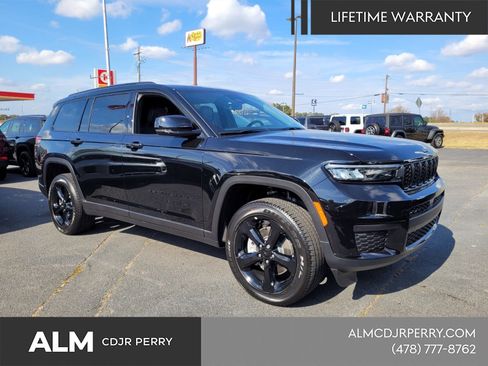 New 2025 Jeep Grand Cherokee L Altitude AWD/4WD image 14