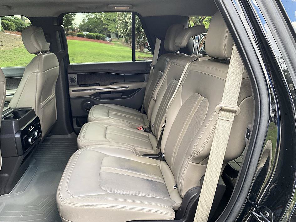 Used 2018 Ford Expedition Limited AWD/4WD image 11