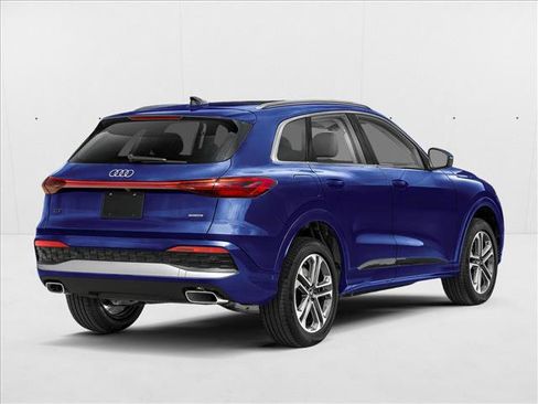 New 2026 Audi Q5 Premium Plus image 2