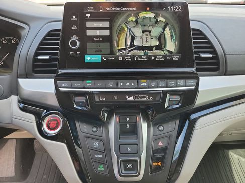 Used 2025 Honda Odyssey Touring image 18