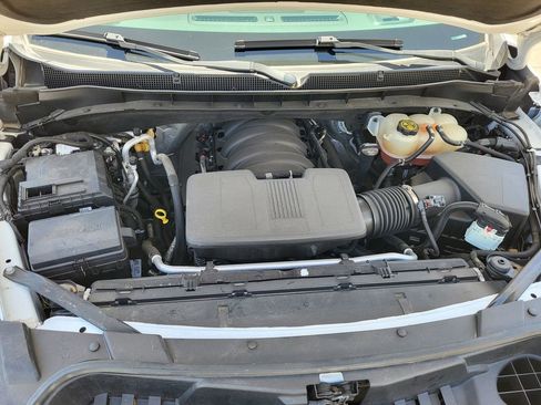 Used 2023 Chevrolet Tahoe Premier AWD/4WD image 23