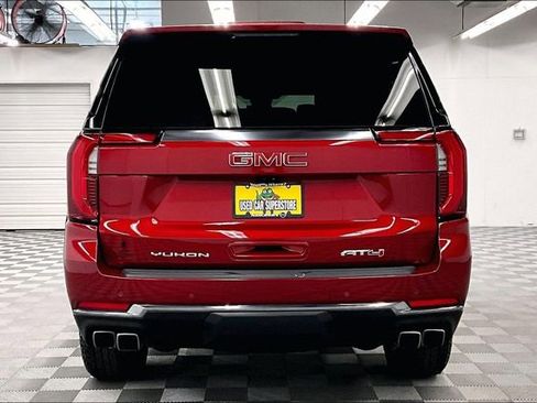Used 2025 GMC Yukon AT4 w/ AT4 Premium Package AWD/4WD image 5