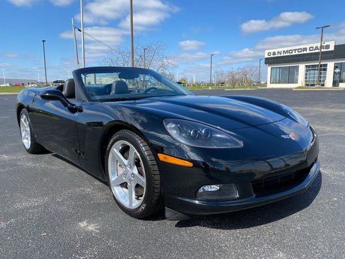 Used 2006 Chevrolet Corvette Convertible w/ Preferred Equipment Group RWD image 5