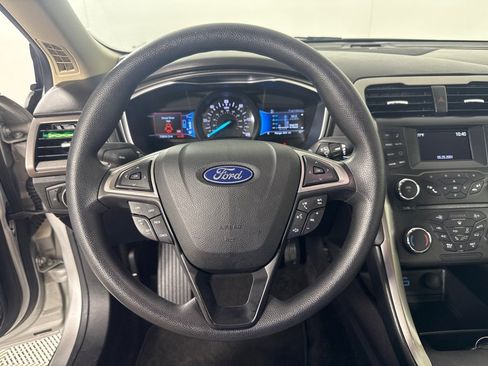 Used 2018 Ford Fusion S image 14