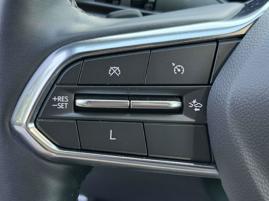Used 2025 Chevrolet Equinox LT w/ Convenience Package II FWD image 23