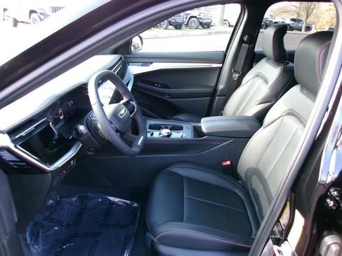 Used 2024 Jeep Wagoneer Launch Edition image 9