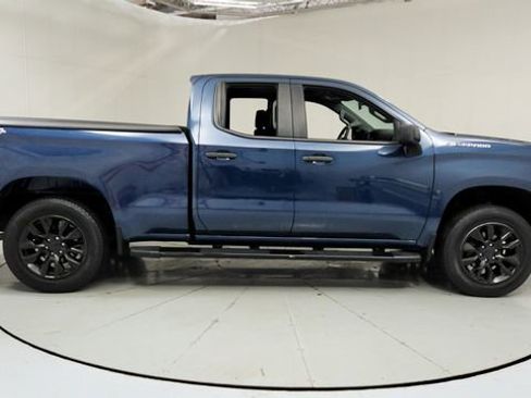 Used 2019 Chevrolet Silverado 1500 Custom w/ Custom Convenience Package image 6