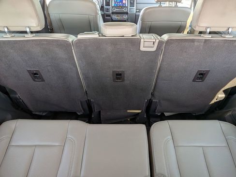 Used 2021 Ford Expedition XLT image 32