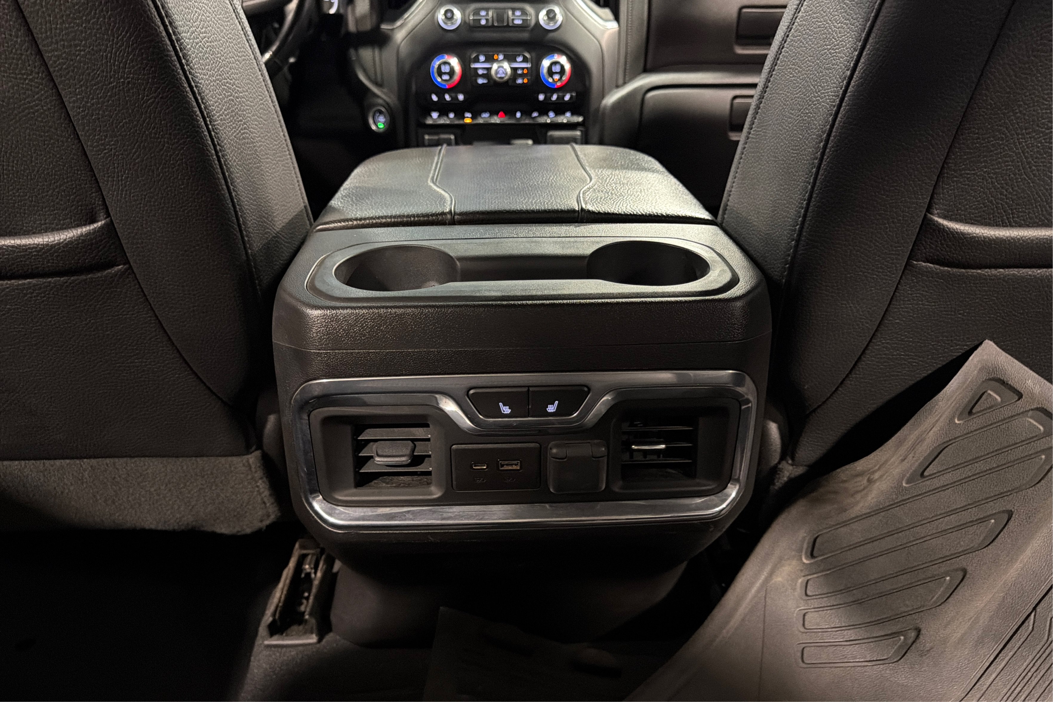 Used 2023 GMC Sierra 3500 Denali w/ Denali Black Diamond Edition AWD/4WD image 41