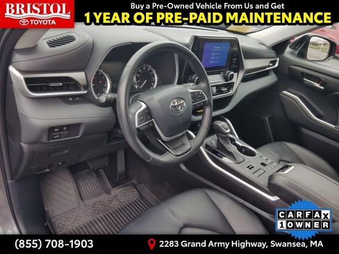 Used 2023 Toyota Highlander XLE image 16