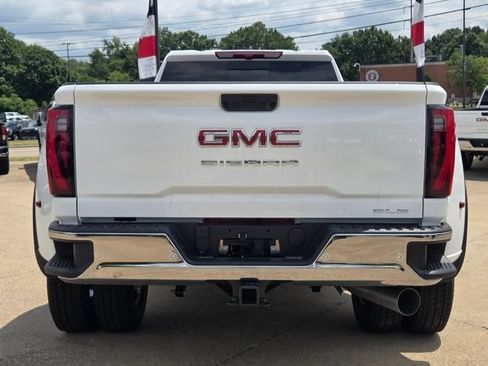 New 2026 GMC Sierra 3500 SLE w/ Preferred Package AWD/4WD image 15