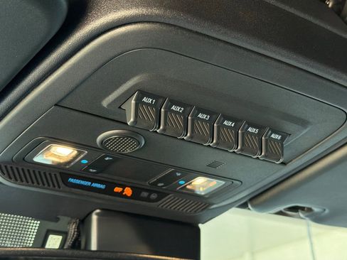 Used 2023 Ford Bronco Badlands AWD/4WD image 23