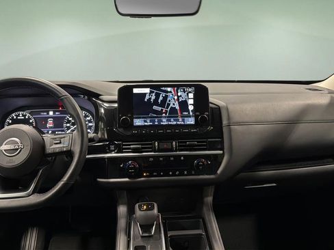 Certified 2025 Nissan Pathfinder SL AWD/4WD image 7