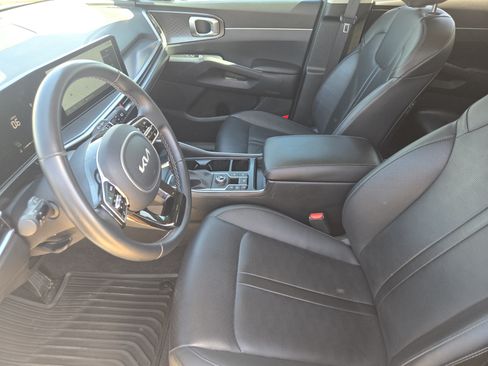 Used 2025 Kia Sorento S w/ Panoramic Sunroof Package FWD image 13