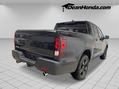 New 2026 Honda Ridgeline Black Edition image 5