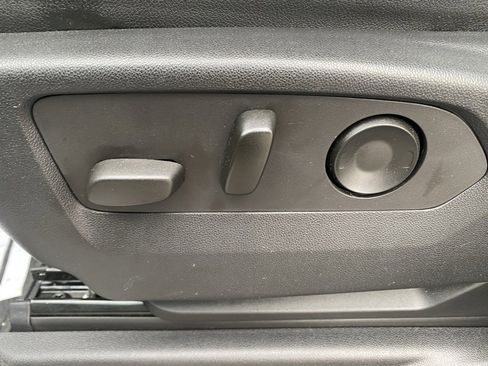 Used 2022 GMC Yukon SLT image 15