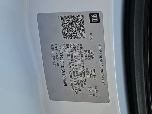 Certified 2025 Chevrolet Corvette Stingray Preferred Conv w/ 2LT RWD image 30