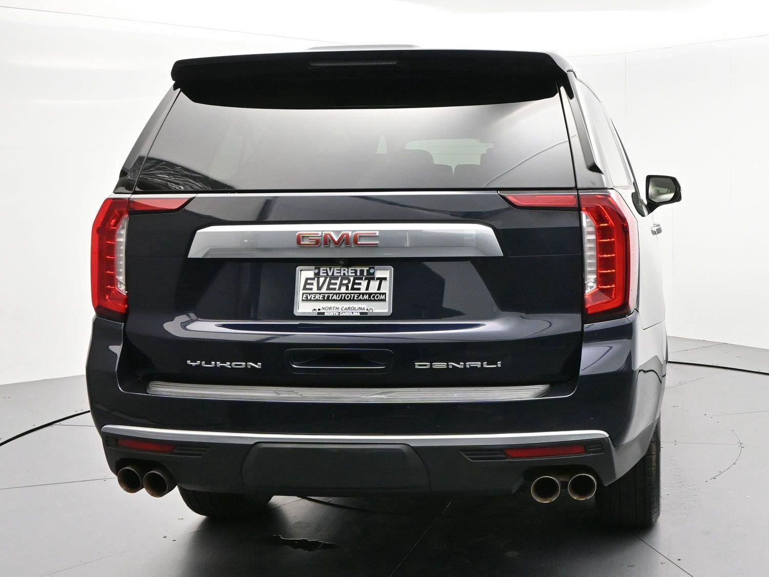 Used 2023 GMC Yukon XL Denali AWD/4WD image 6