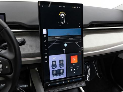 Used 2023 Fisker Ocean Extreme image 28