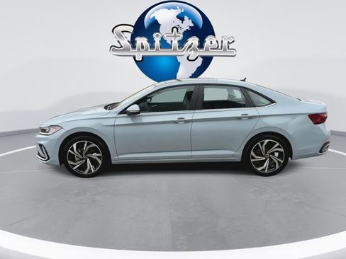 New 2026 Volkswagen Jetta SEL image 9