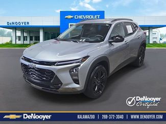 Used 2025 Chevrolet Trax ACTIV w/ Driver Confidence Package FWD 360° Tour