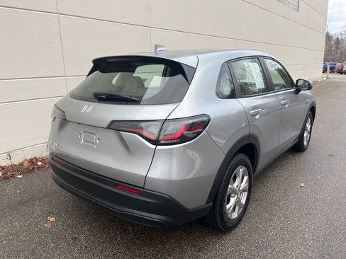 Certified 2023 Honda HR-V LX image 7