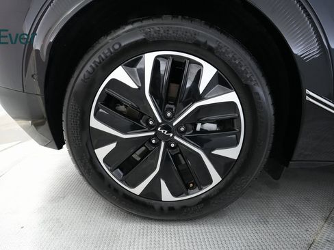 Used 2024 Kia EV6 Wind w/ Wind Technology Package image 20