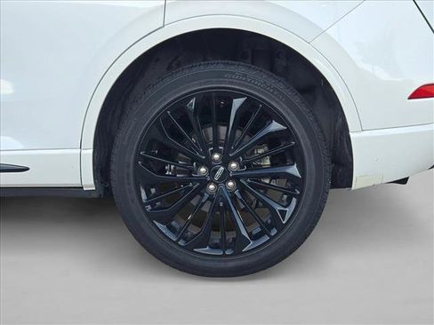 Used 2024 Lincoln Corsair FWD w/ Equipment Group 101A image 23