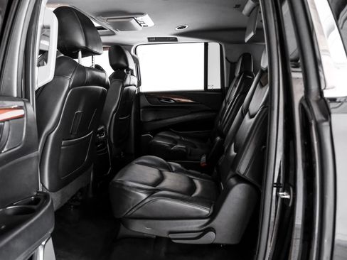 Used 2015 Cadillac Escalade ESV Premium AWD/4WD image 35