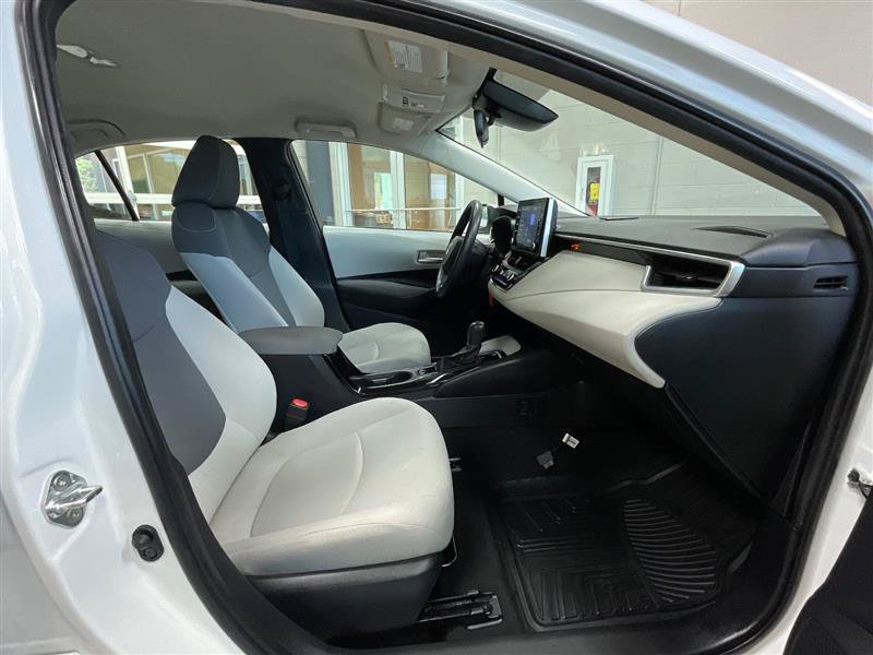 Used 2020 Toyota Corolla LE FWD image 31