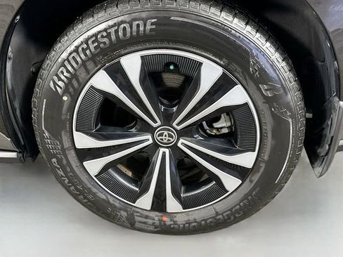 Used 2023 Toyota bZ4X XLE image 28