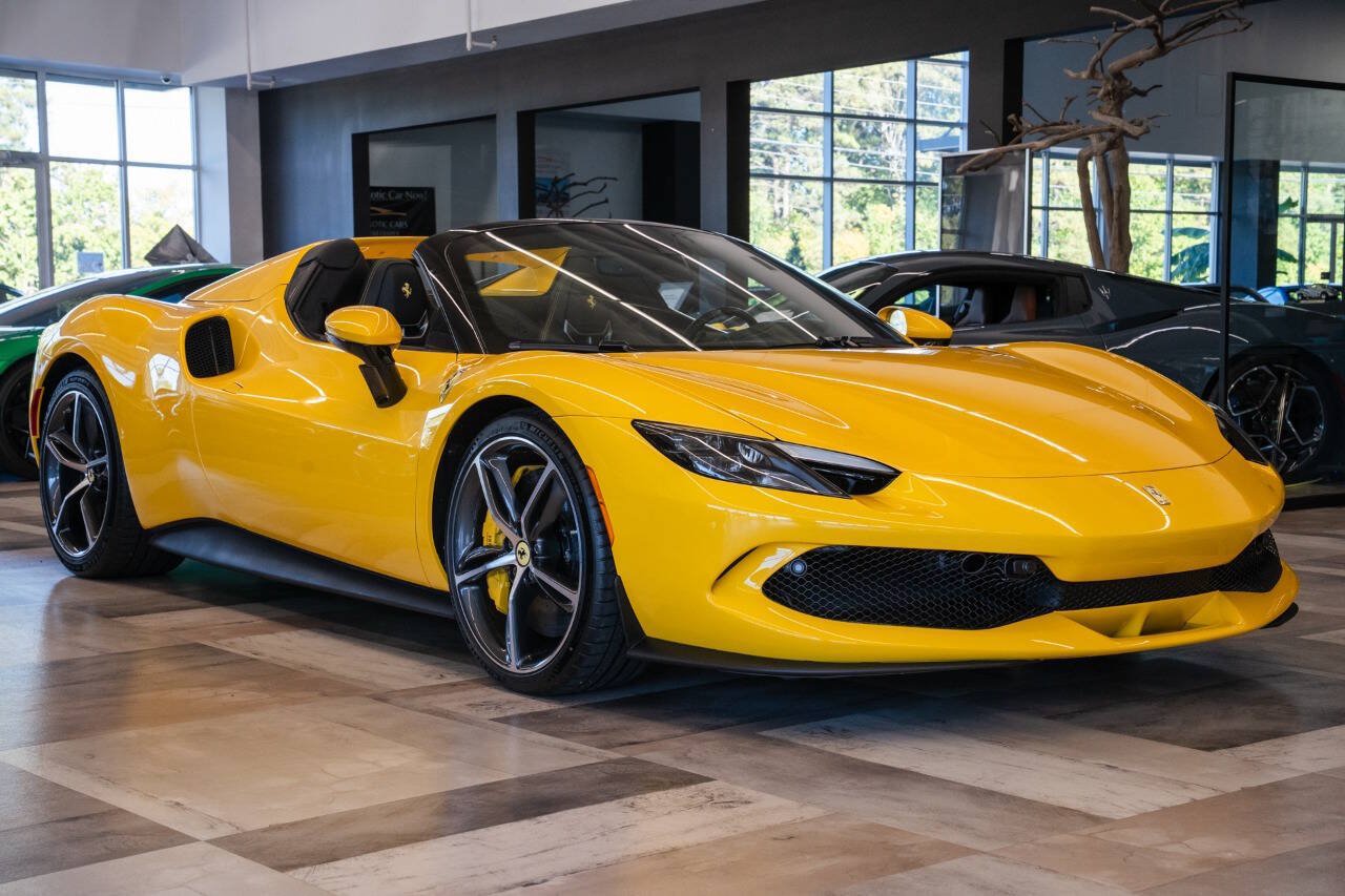 Used 2026 Ferrari 296 GTS RWD image 4