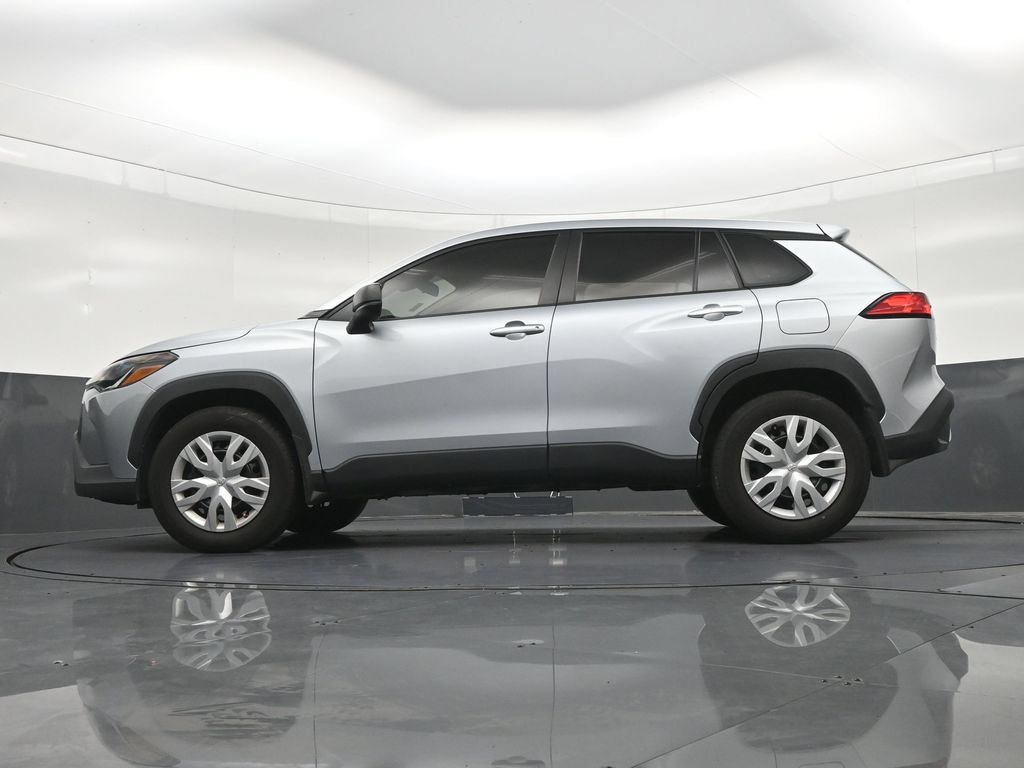 Used 2022 Toyota Corolla Cross L FWD image 24