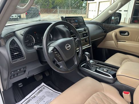 Used 2023 Nissan Armada Platinum w/ Captain's Chairs Package AWD/4WD image 24