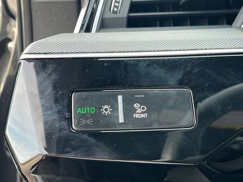 Used 2024 Audi Q8 e-tron Premium Plus w/ Prestige Package AWD/4WD image 14
