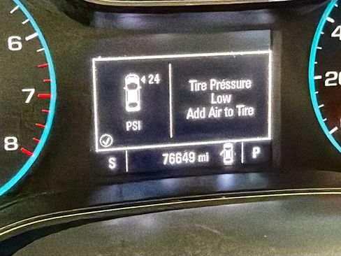 Used 2018 Chevrolet Cruze LT image 8