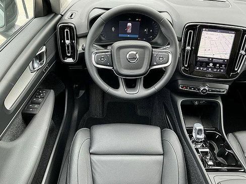 New 2026 Volvo XC40 B5 Plus w/ Climate Package AWD/4WD image 5