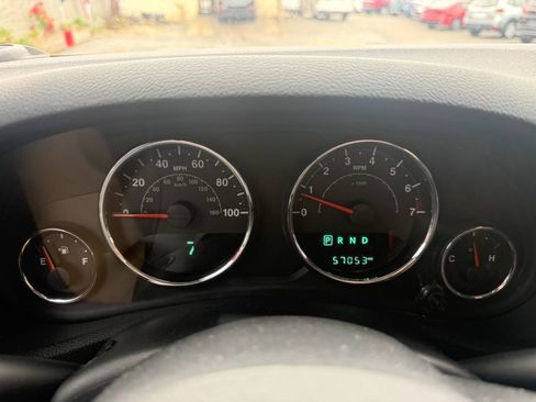 Used 2017 Jeep Wrangler Unlimited Sport w/ Connectivity Group AWD/4WD image 17