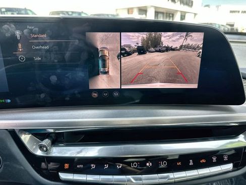 Used 2024 Cadillac Lyriq Luxury image 15