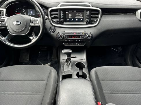 Used 2020 Kia Sorento S image 15